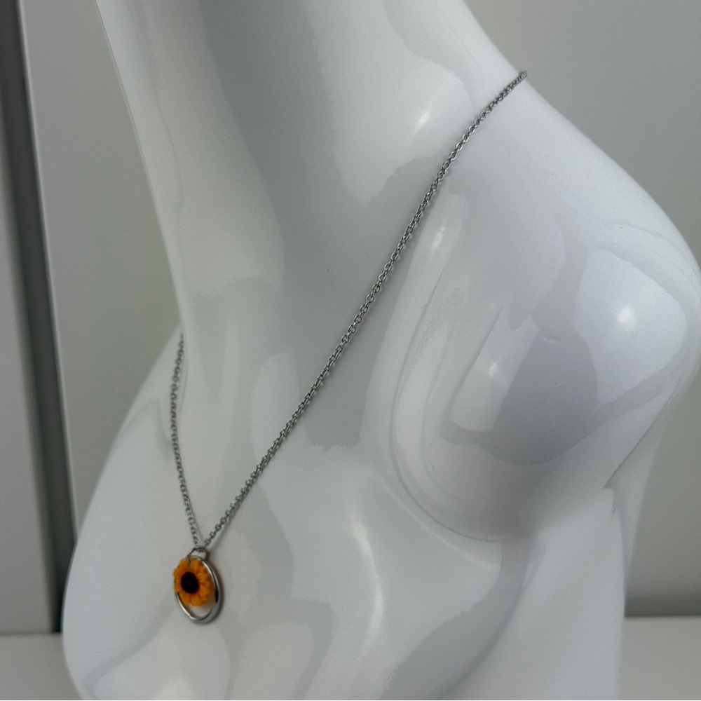 Dainty Yellow Sunflower Silver O-Ring Pendant Necklace Jewelry Flower Floral NEW - Picture 10 of 16